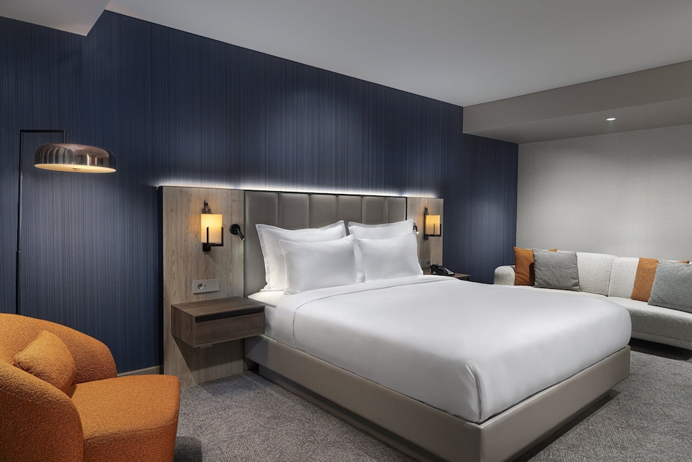 Available room