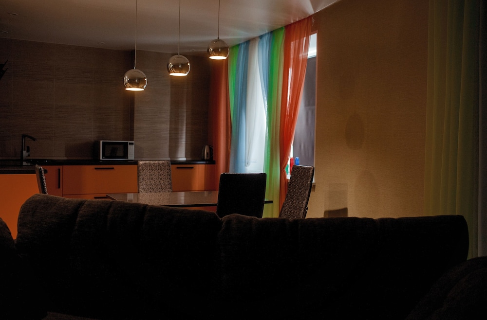 Apartment photo 2
