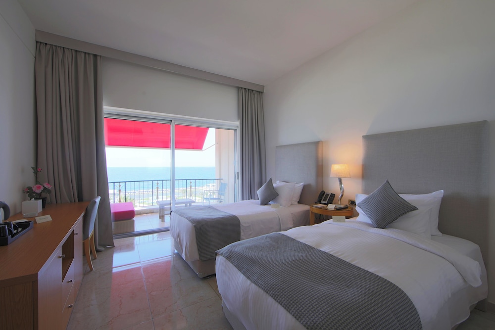 Superior Room, Sea View - Photo 1