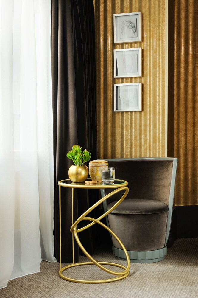 Deluxe Room, Courtyard View photo 2