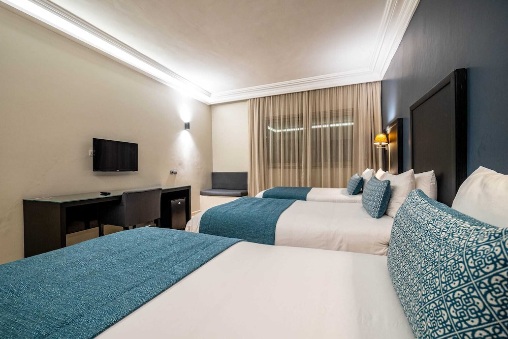 Deluxe Triple Room - Photo 6