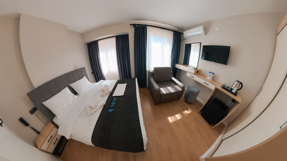 Standard Room - Photo 11