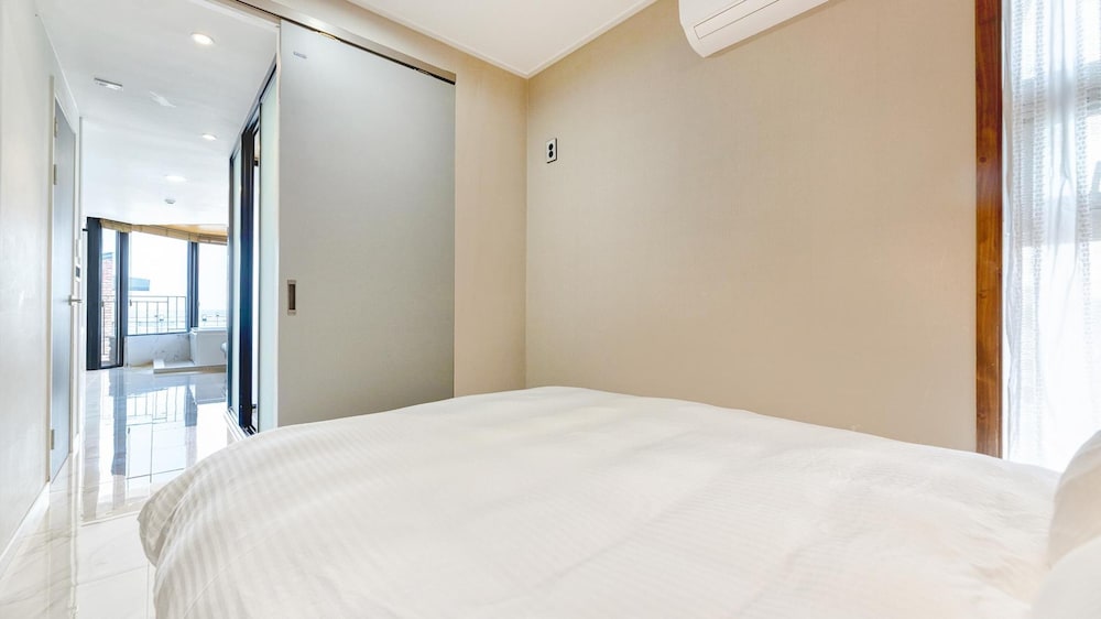 Basic Room, 1 Bedroom (B401(spa /half ocean view)) - Photo 2
