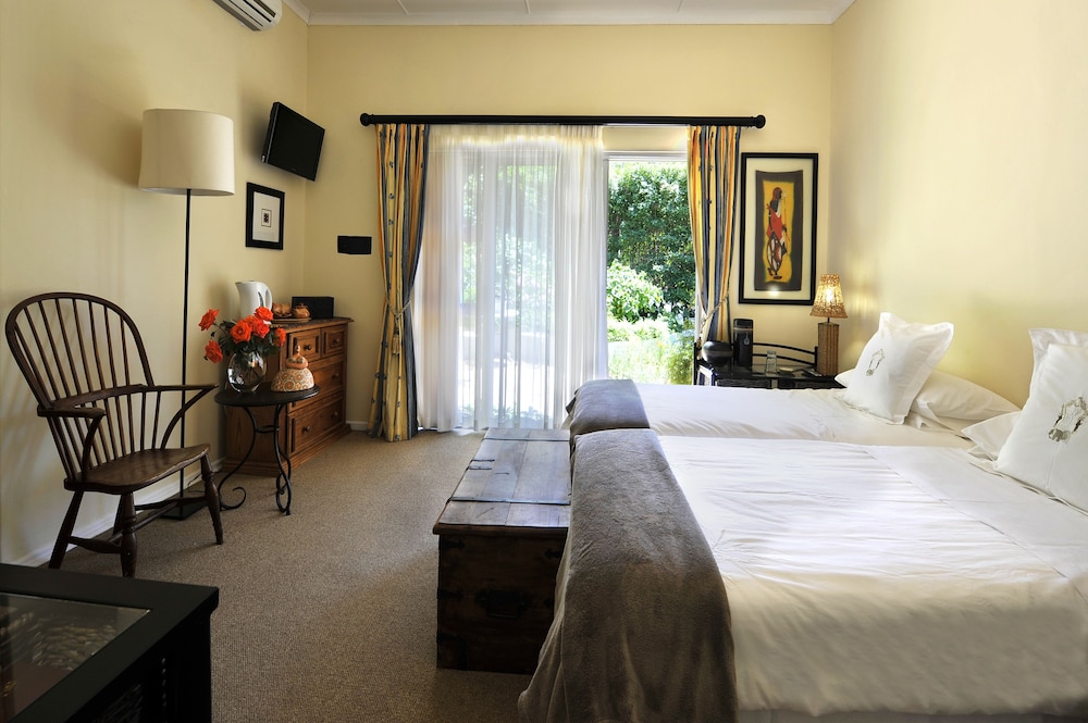 King Size bed or Twin Room photo 1