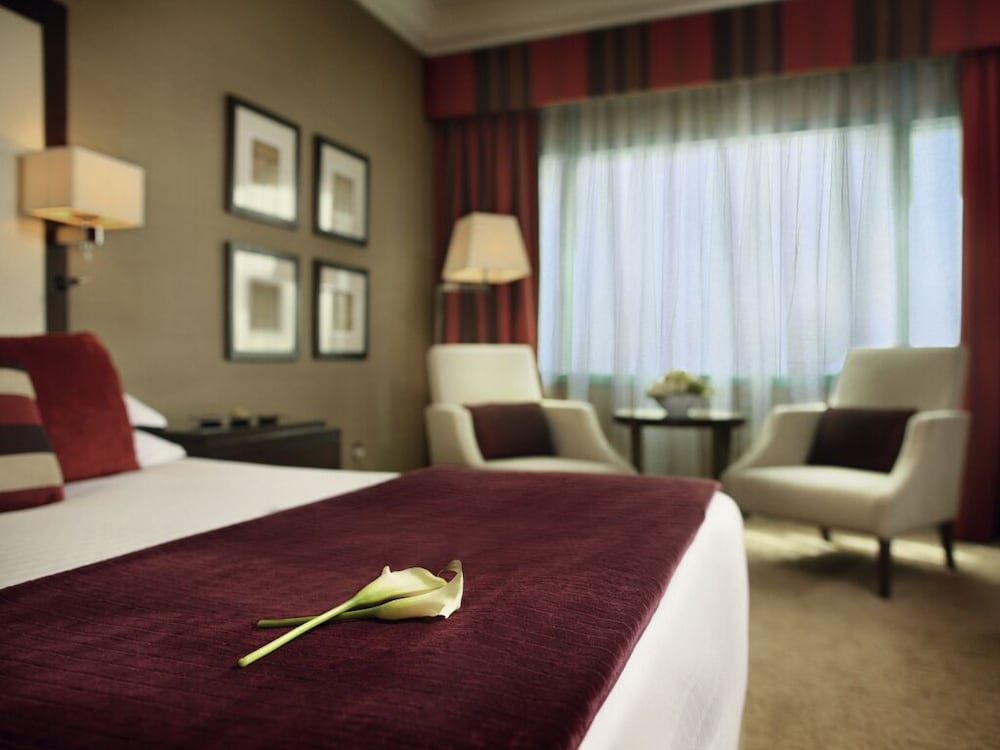 Executive Room, 1 King Bed photo 3