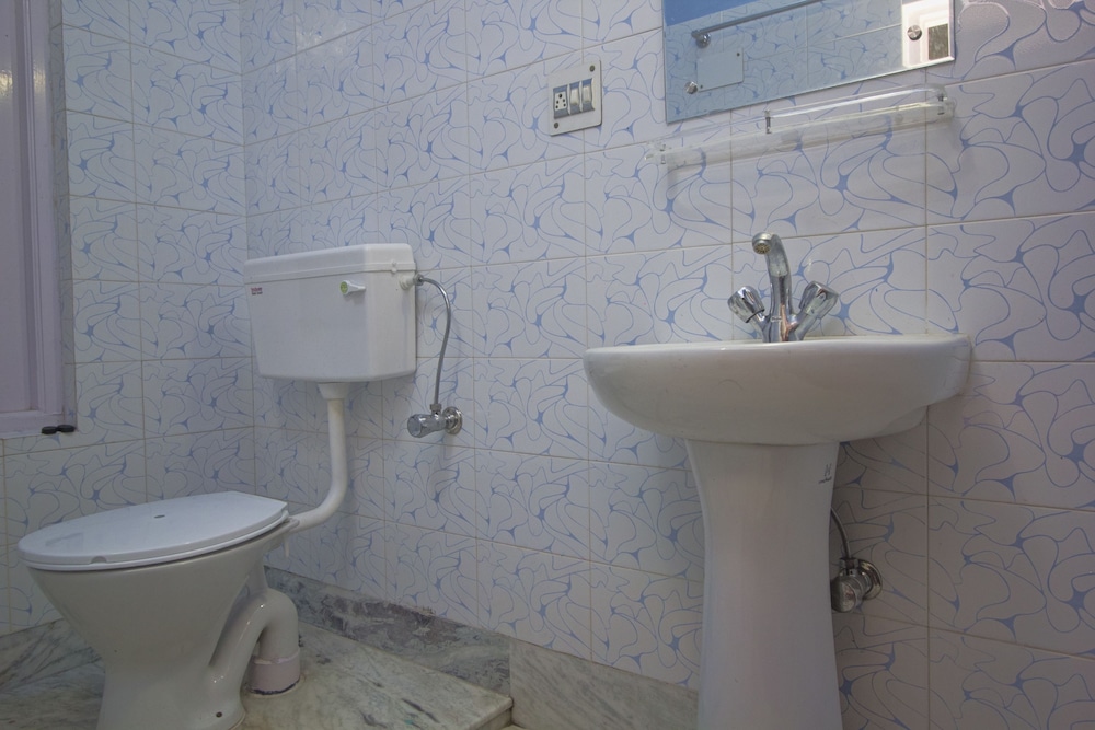 Double Or Twin Room photo 2