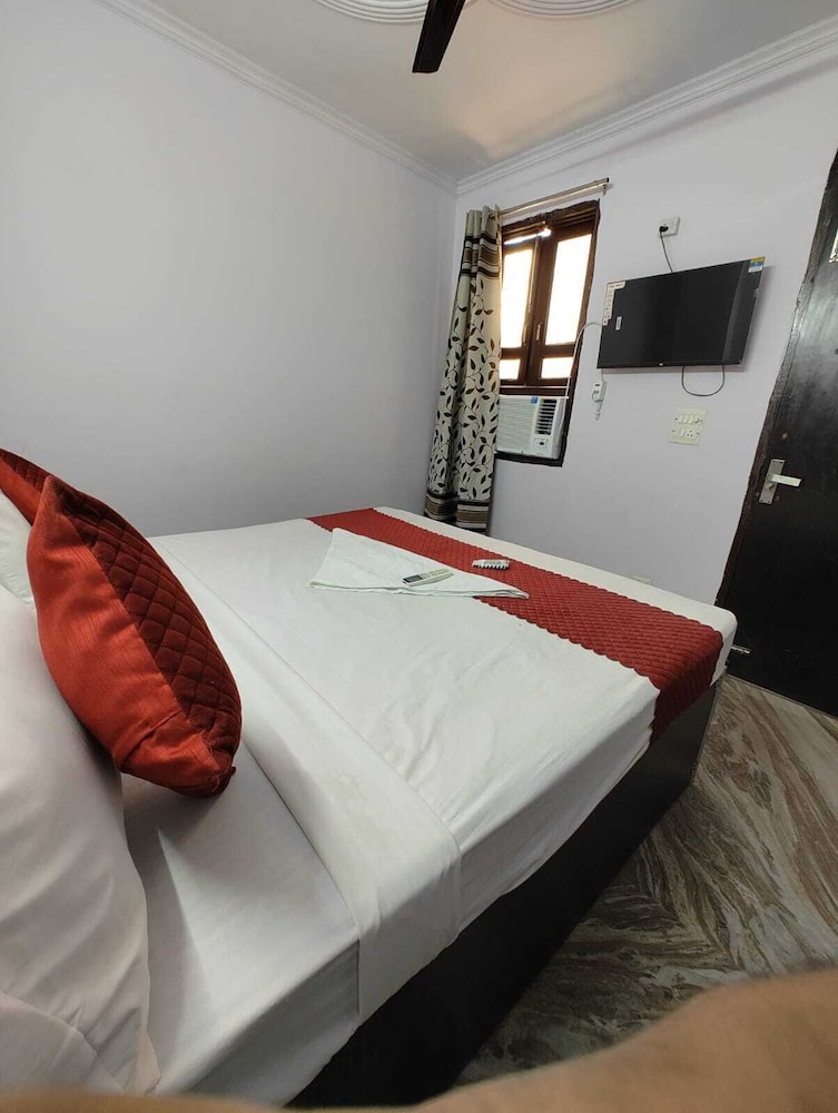 Deluxe Room - Photo 4