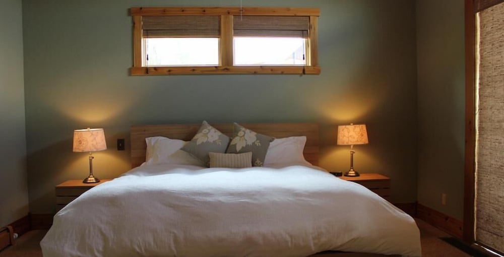 Family House, 4 Bedrooms, Mountainside photo 1
