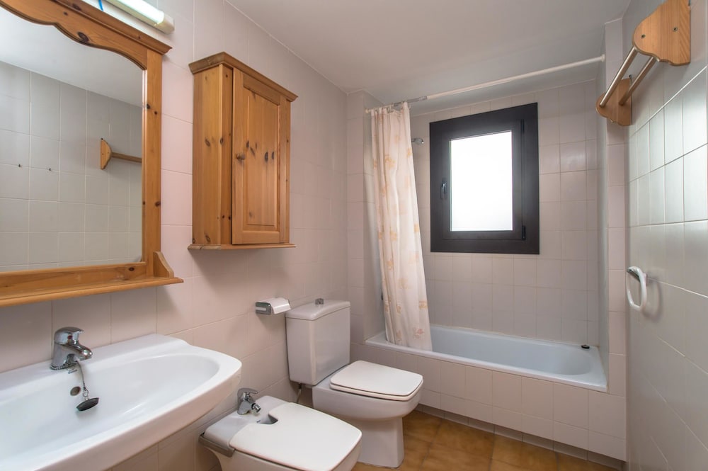 Apartment (2 Bedrooms) photo 2