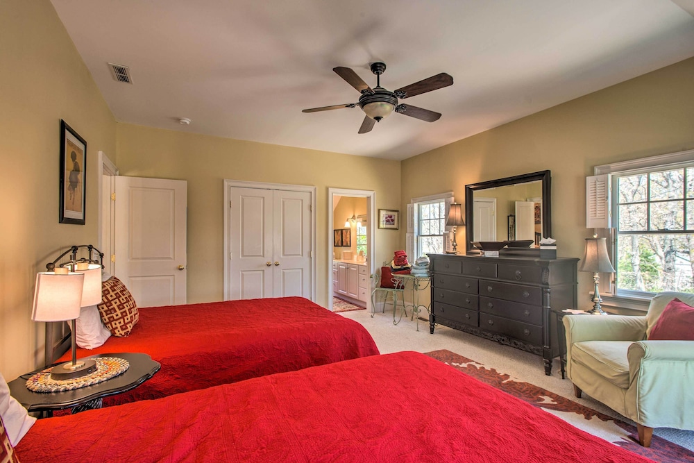 House (4 Bedrooms) photo 1