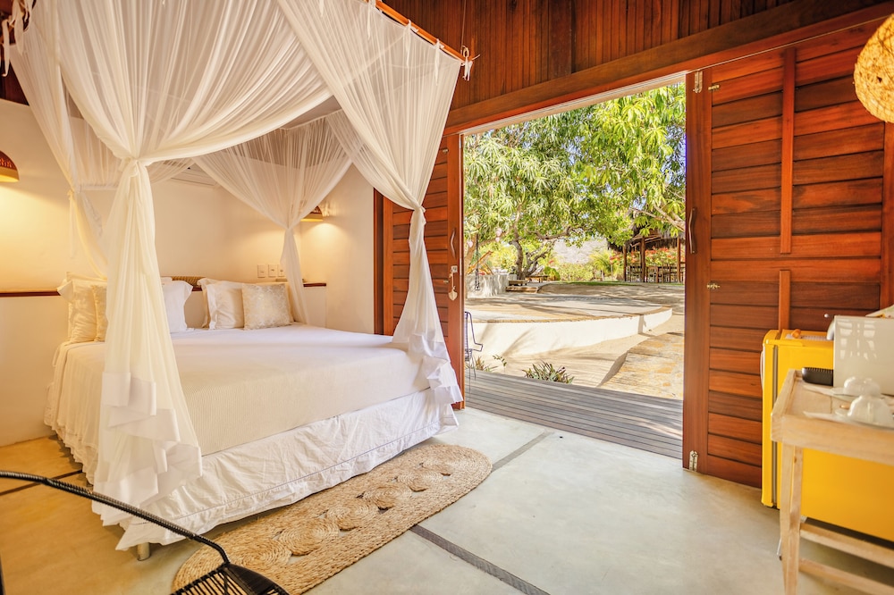 Standard Bungalow, 1 Queen Bed, Pool Access photo 2