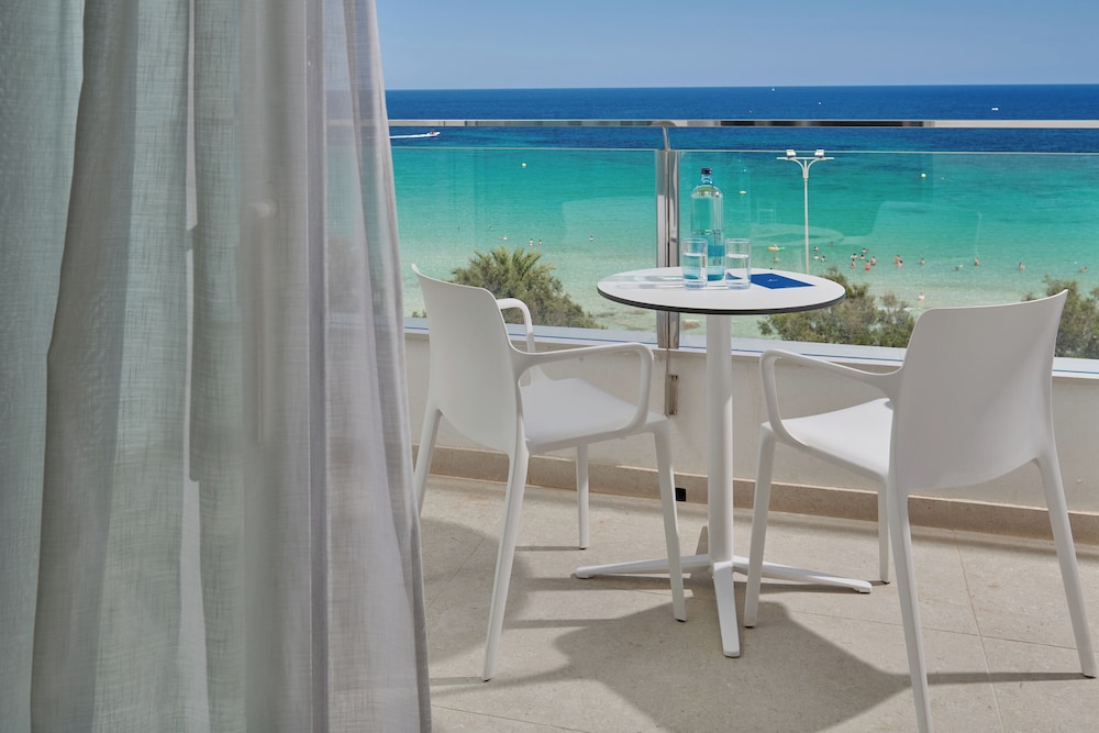 Suite, Balcony, Sea View (3 adults) - Photo 7
