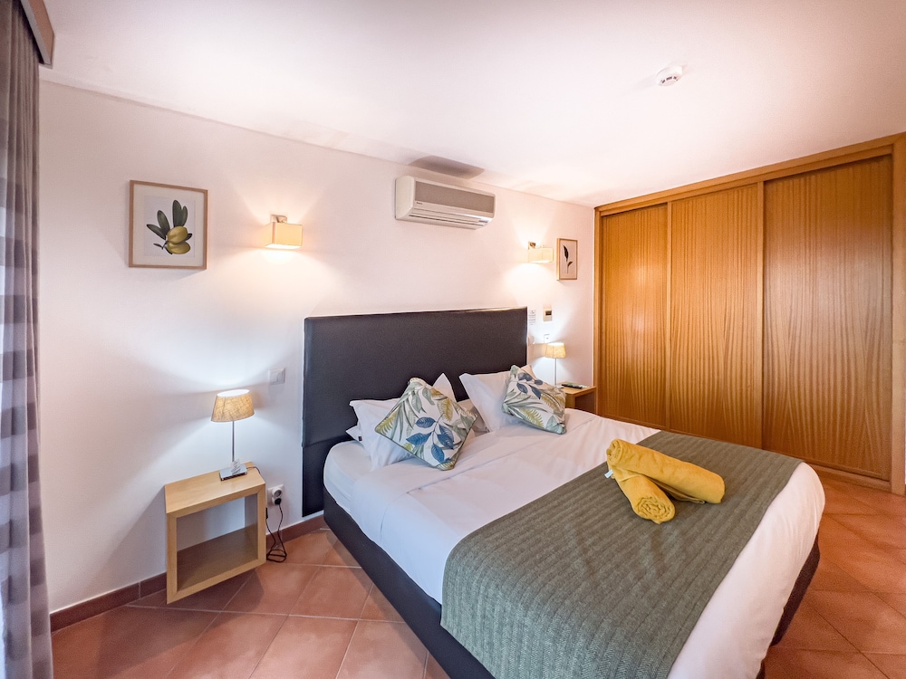 Double or Twin Room, Sea View photo 3