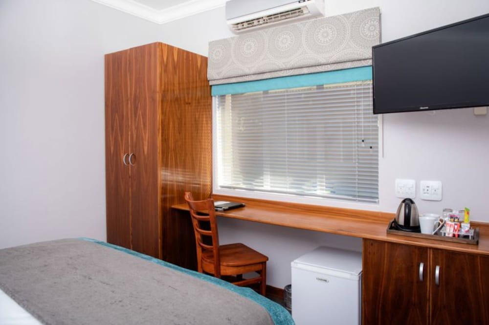 Standard Double Room photo 2