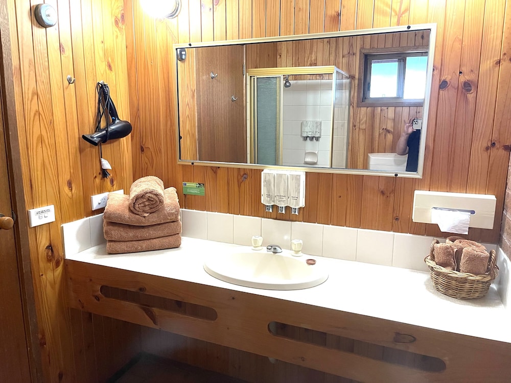 Premium Room, 1 Bedroom, Non Smoking (Twin Room) photo 3