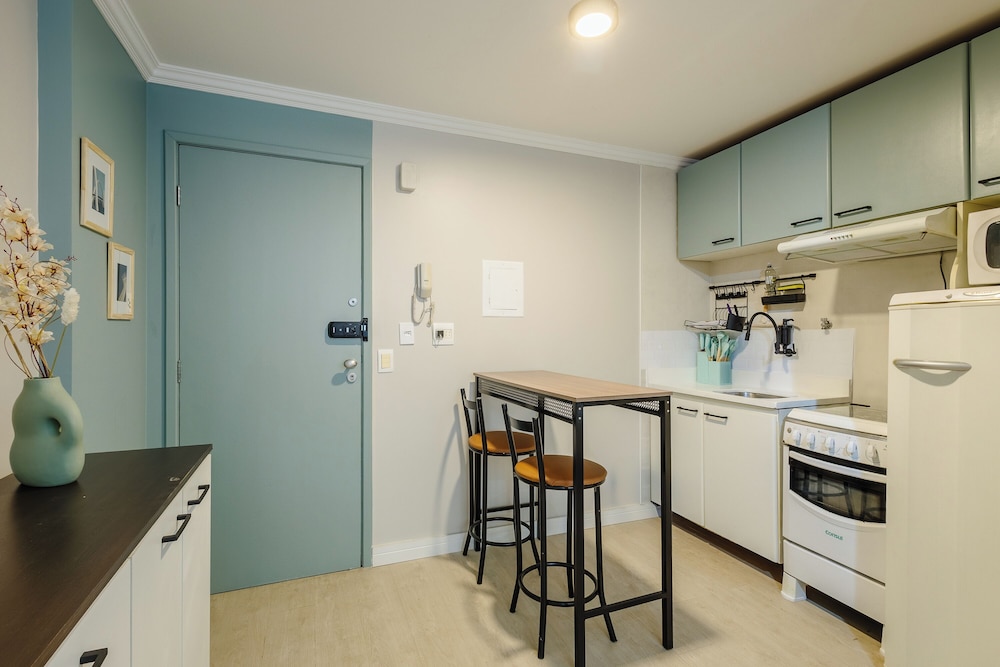 Basic Apartment photo 2
