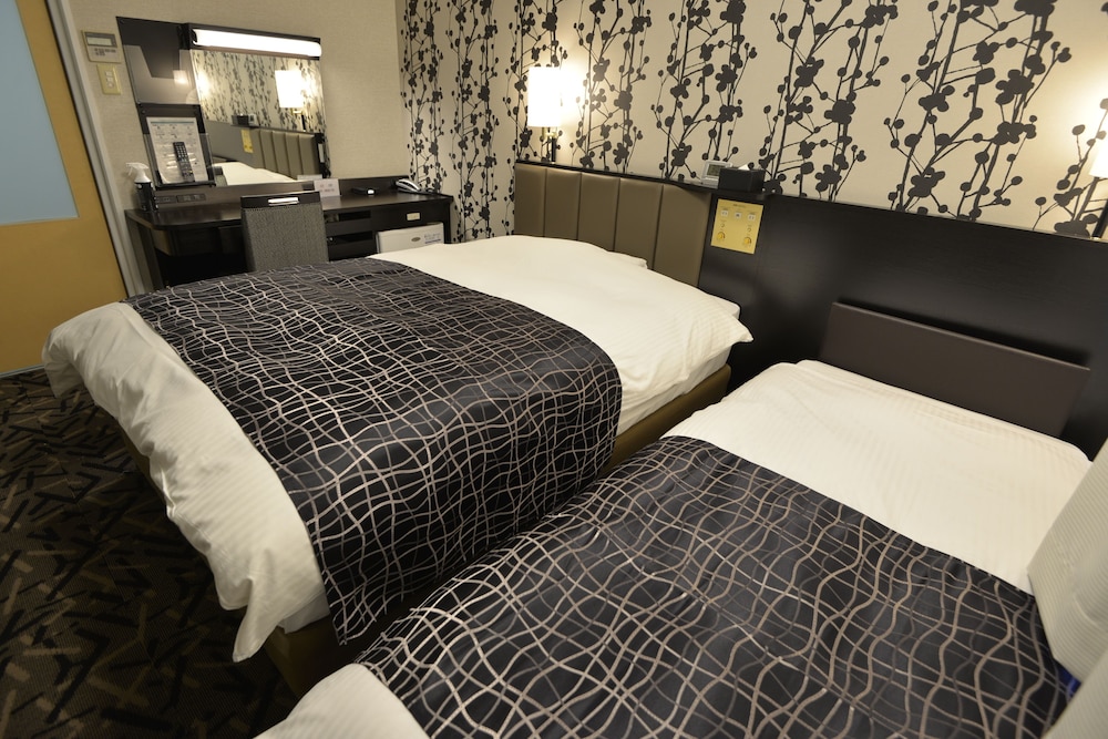 Economy Twin Room, 2 Bedrooms, Non Smoking photo 1