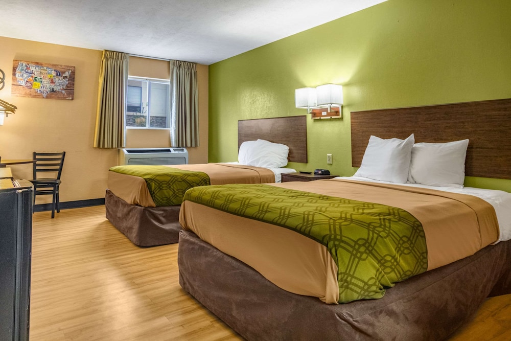 Standard Double Room, 2 Double Beds, Smoking - Photo 1