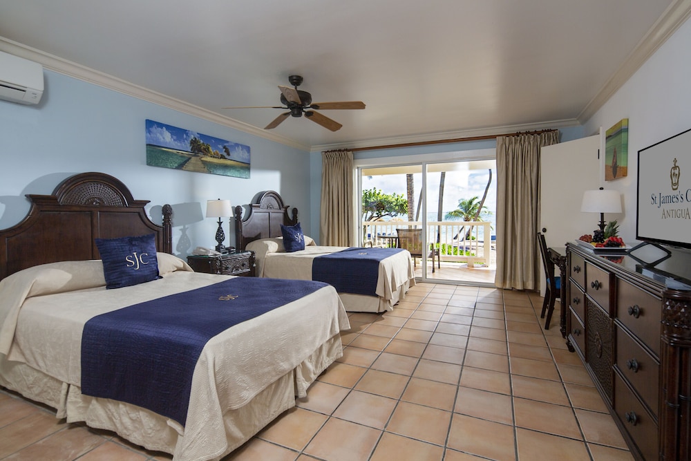 Beachfront Room photo 1