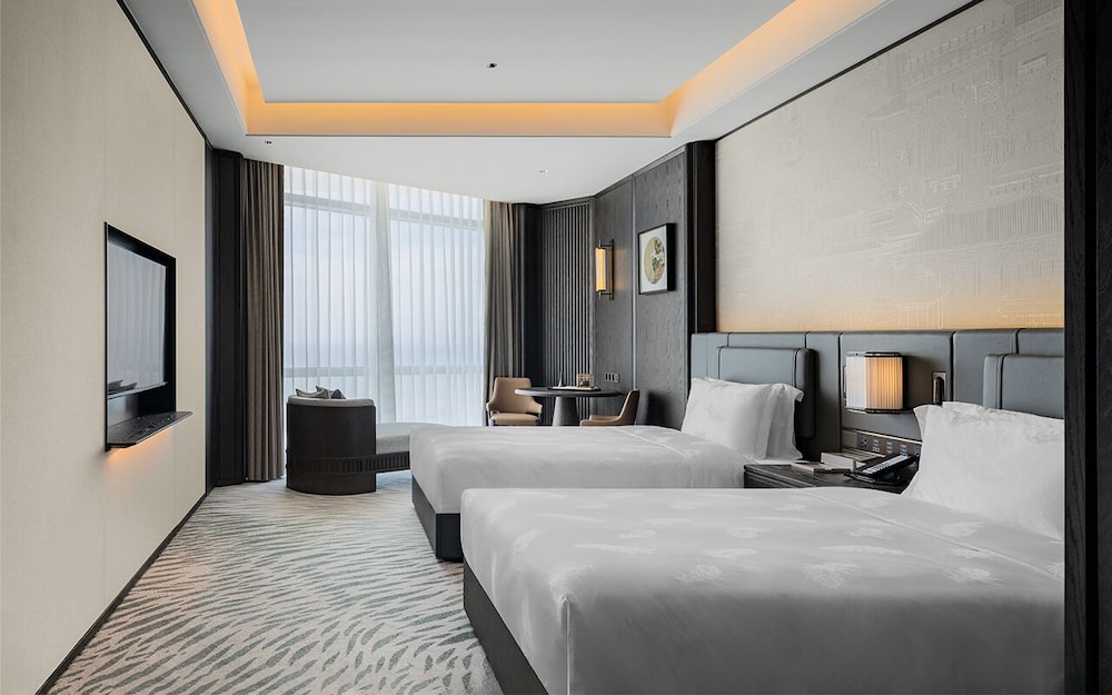 Superior Twin Room, Bay View photo 1
