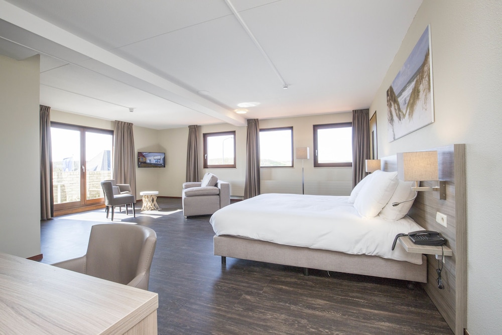 Junior Suite - Photo 1