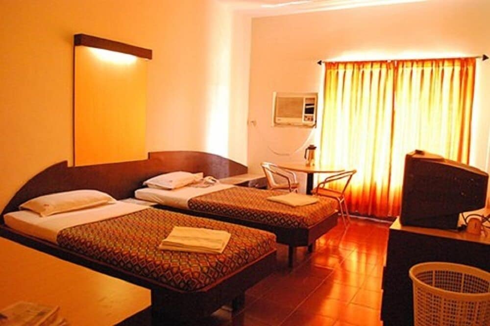 Deluxe Room, 1 Double Bed, Non Smoking photo 3