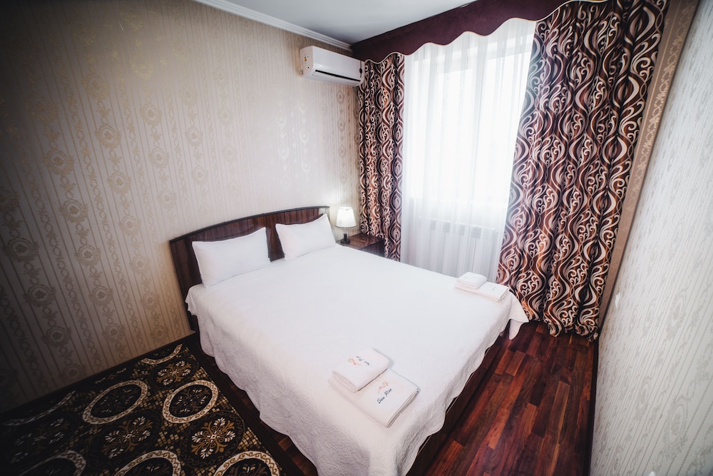 Luxury Suite