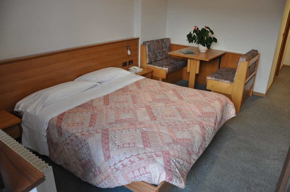 Triple Room photo 3