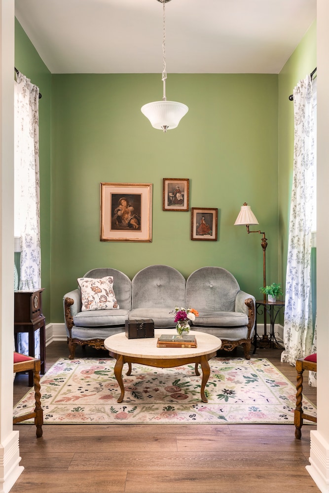Romantic Suite, 1 King Bed, Terrace photo 2