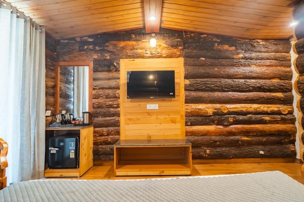 Executive Room, Valley View
