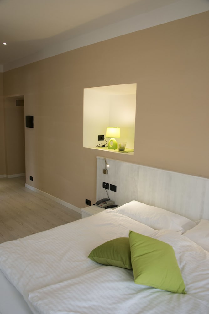 Junior Double Room photo 3