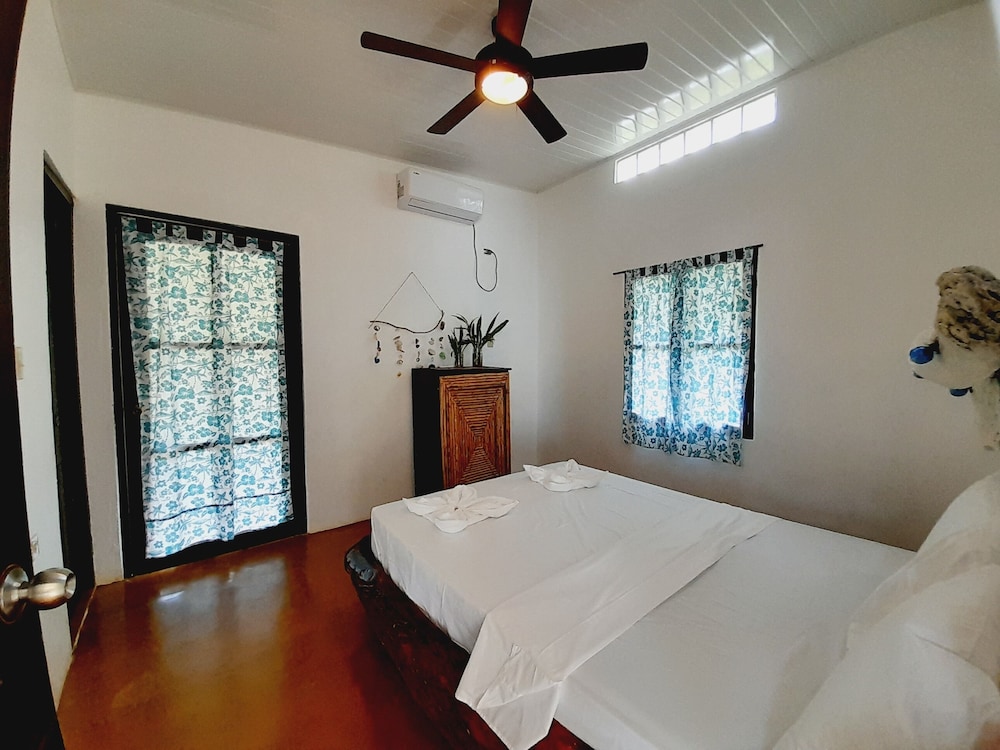 Room, Private Bathroom, Garden View (2 Guest) photo 2