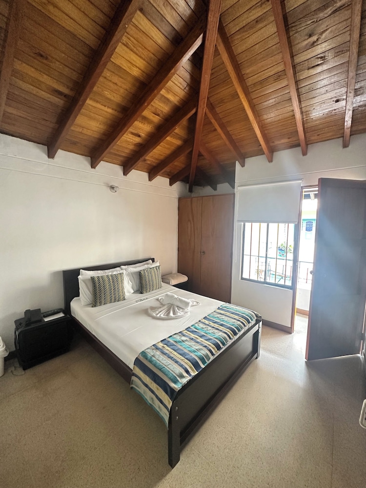 Superior Room - Photo 5