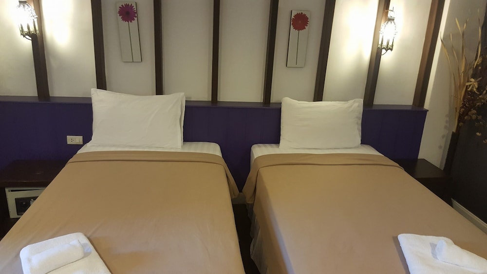 Superior Room, 2 Twin Beds photo 3