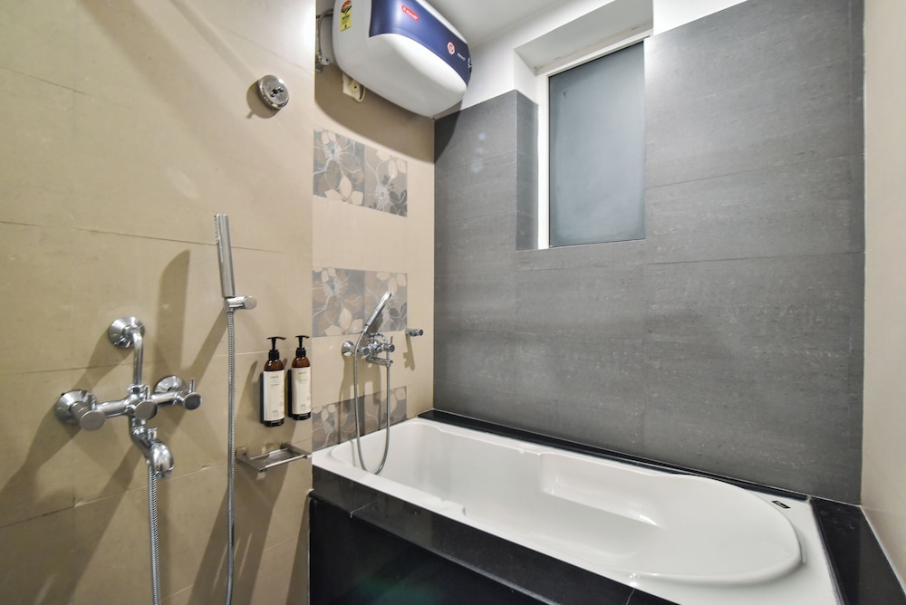Premium Room - Photo 7