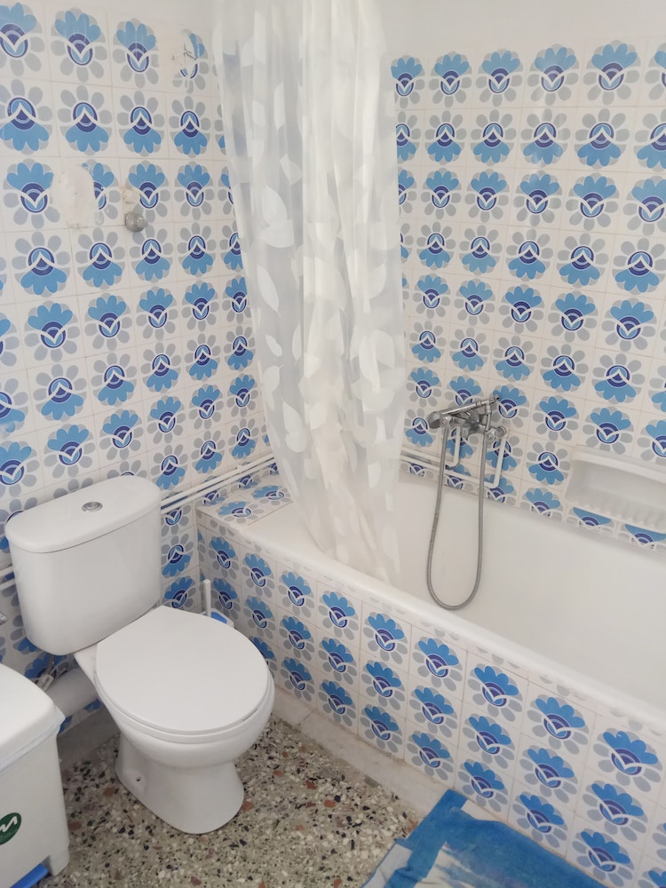 Basic Double Room, 1 Bedroom, Bay View photo 2