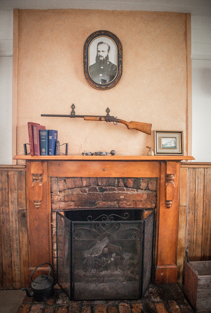 Family House, 2 Bedrooms, Fireplace photo 2