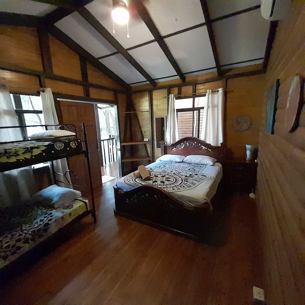 Economy Cabin, Multiple Beds, Balcony, Courtyard View photo 2