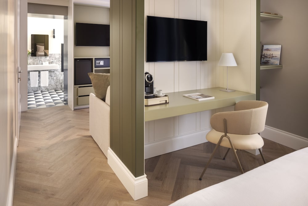 Junior Suite Deluxe - Photo 3
