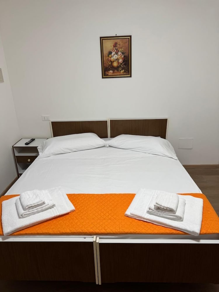 Classic Double Room, City View