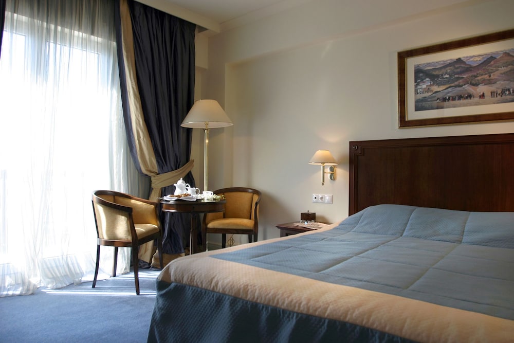 Deluxe Room (Panoramic View)