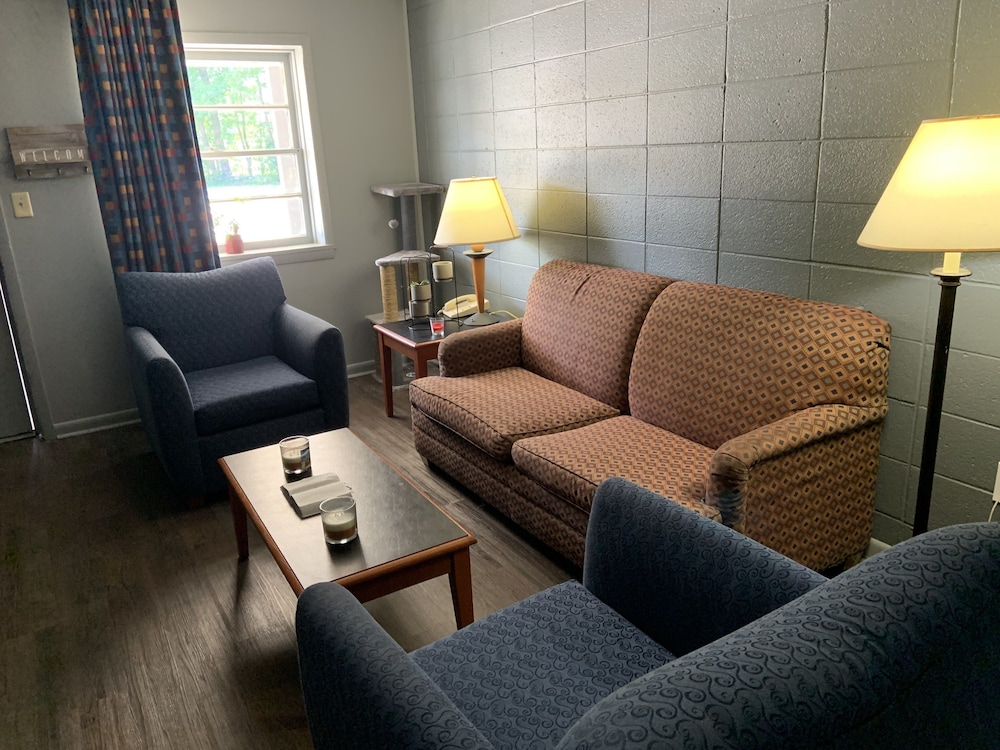 Double Room, 2 Full Beds With Sofabed photo 2
