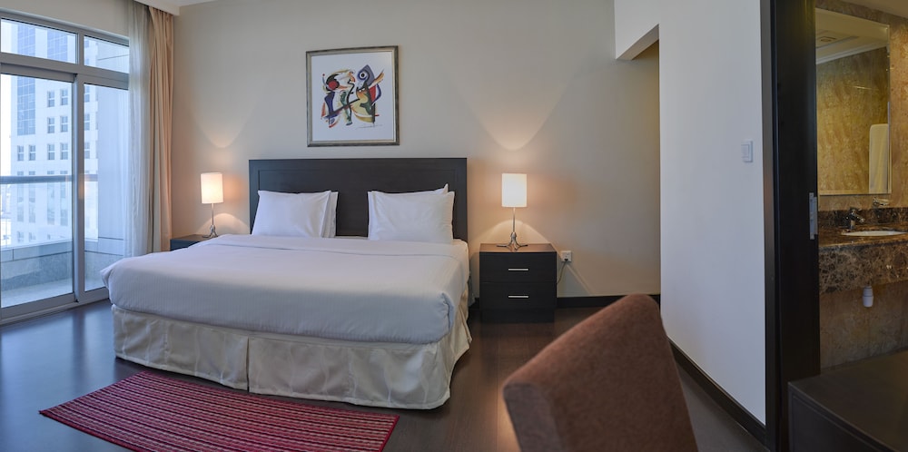 Standard Suite, 2 Bedrooms (1 King, 2 Single)