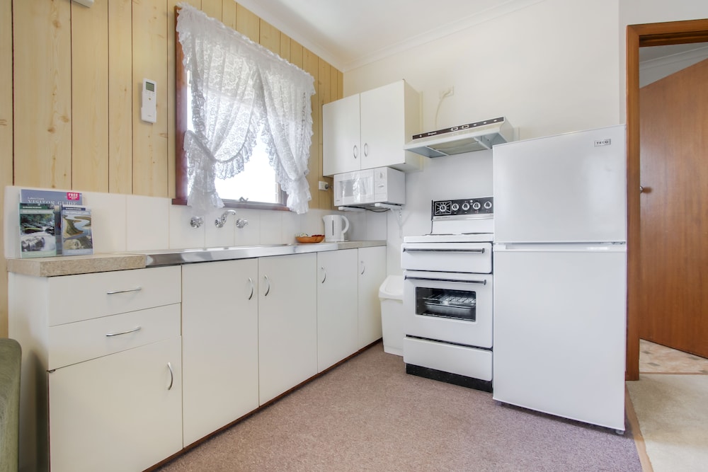2 Bedroom Unit photo 2