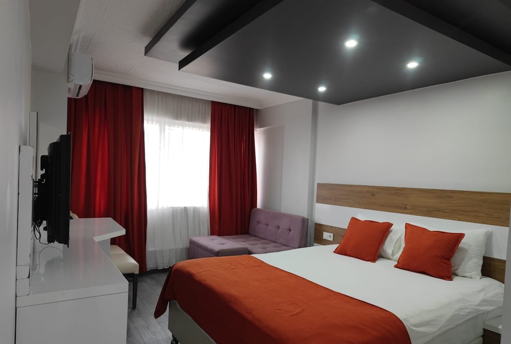 Standard Room, City View