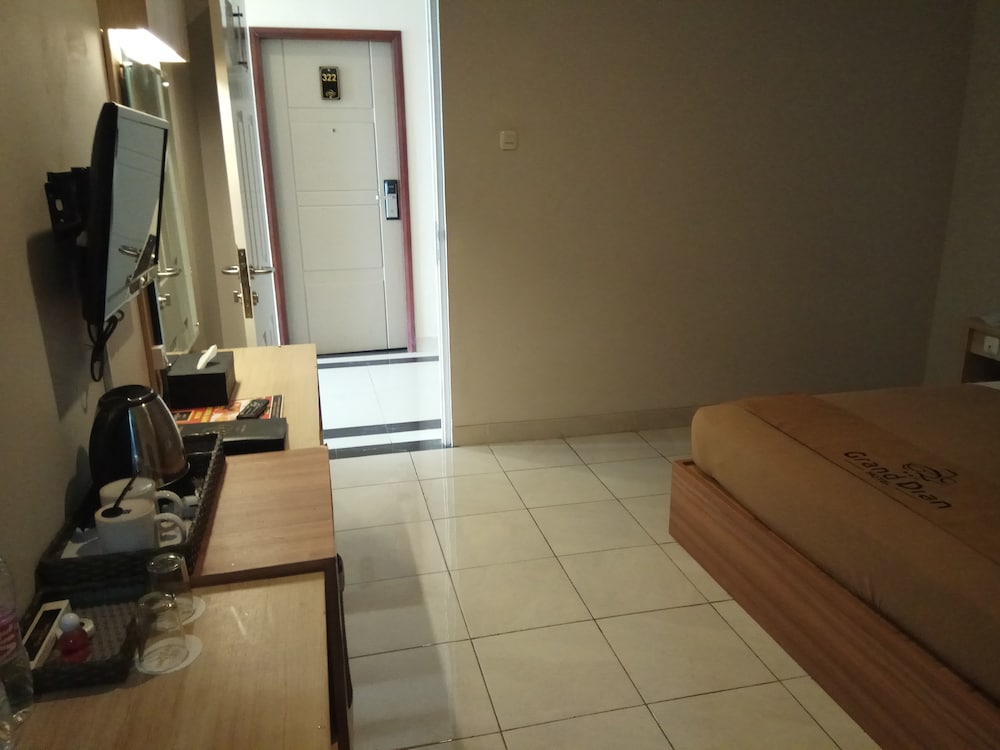 Standard Room photo 2