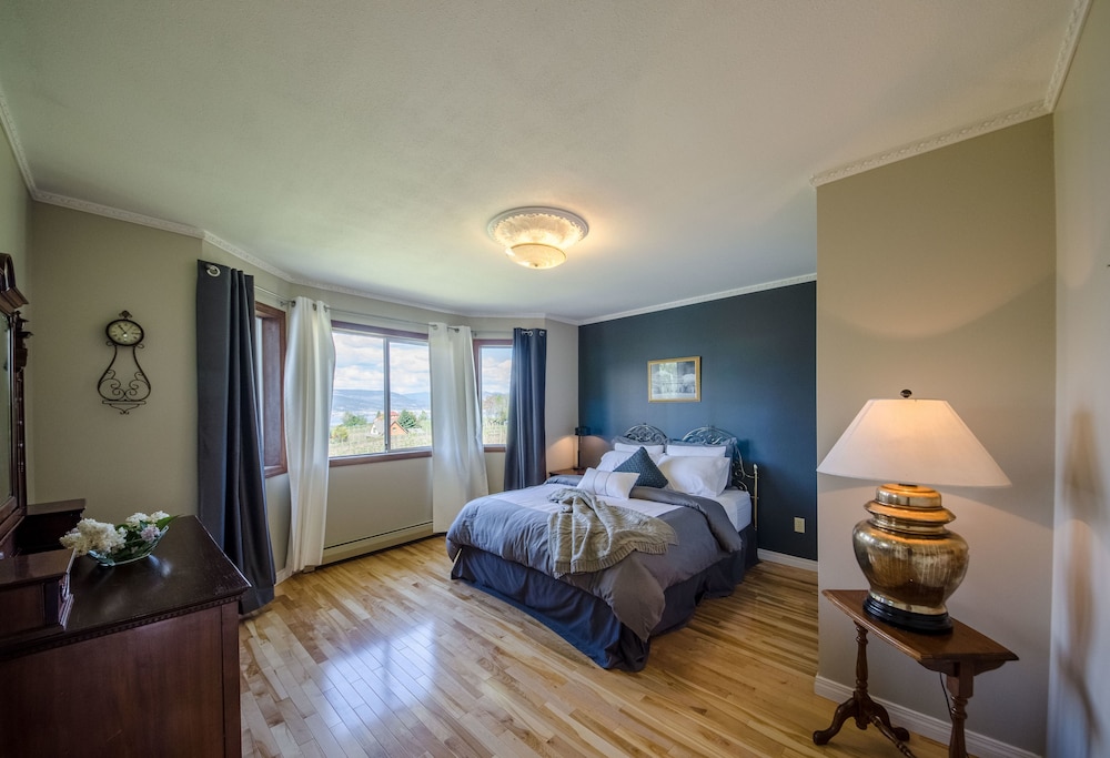 Deluxe Suite, 2 Bedrooms, Lake View photo 1