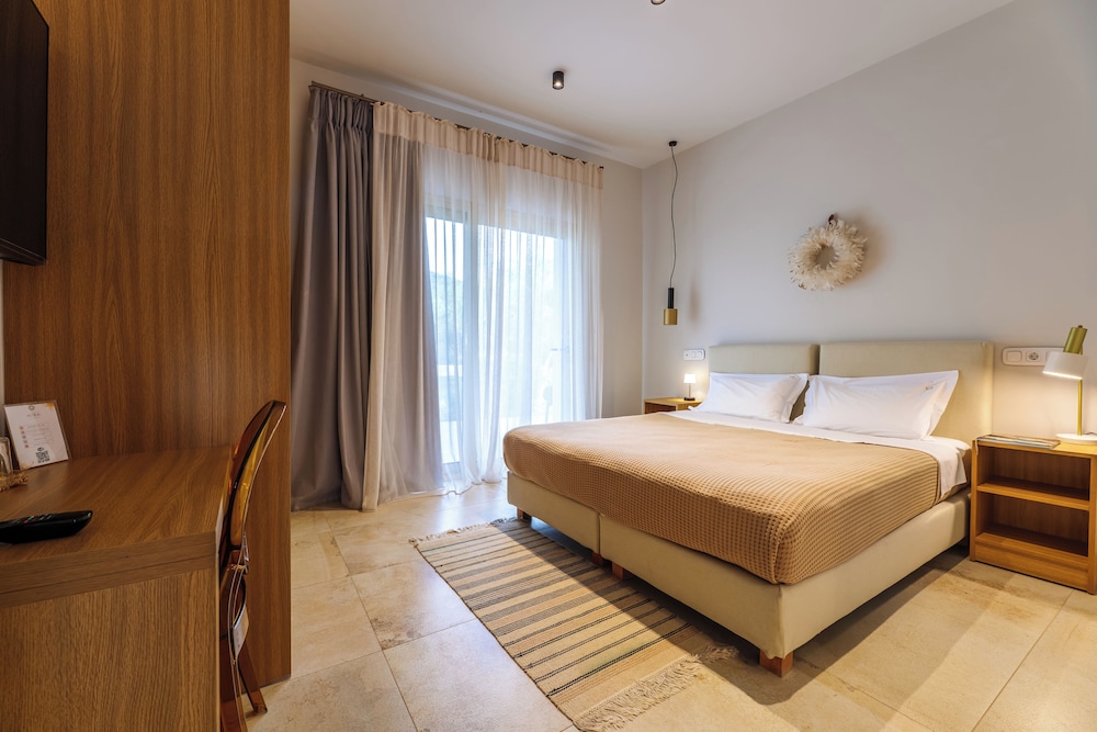Superior Double or Twin Room, Garden View photo 1