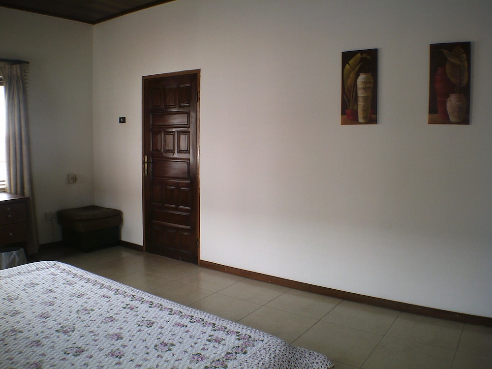 Executive Suite photo 2