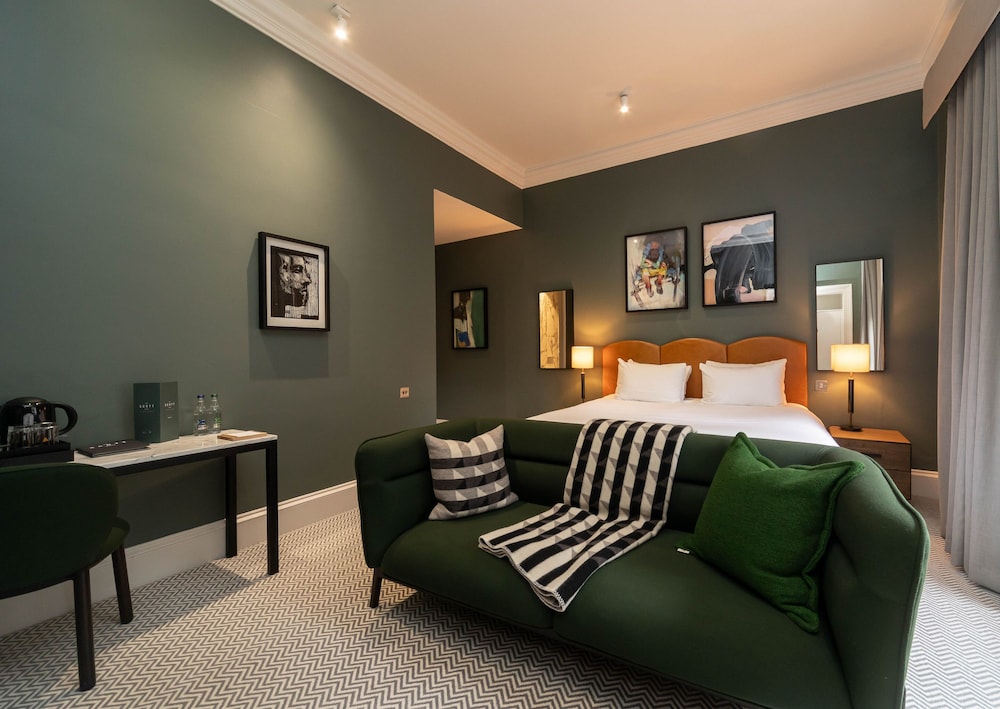 Deluxe Double Room - Photo 7